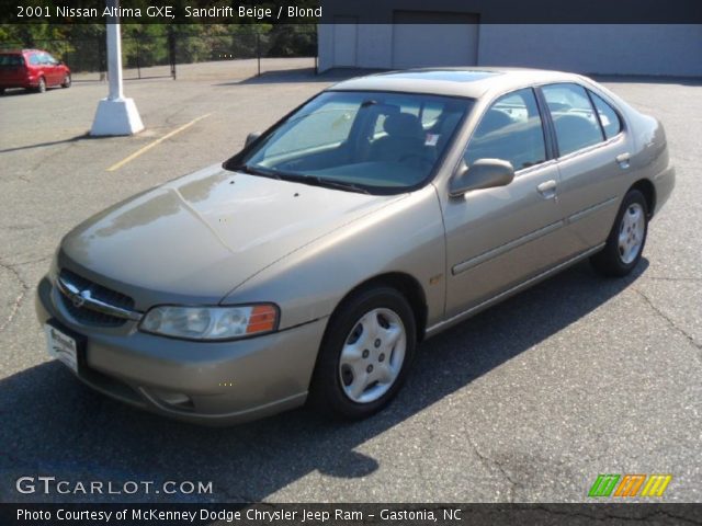 2001 Nissan Altima GXE in Sandrift Beige