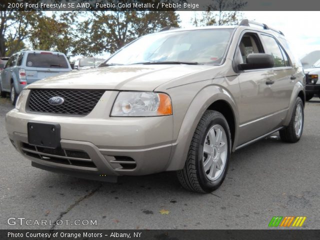 2006 Ford Freestyle SE AWD in Pueblo Gold Metallic