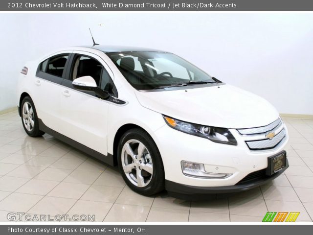 2012 Chevrolet Volt Hatchback in White Diamond Tricoat