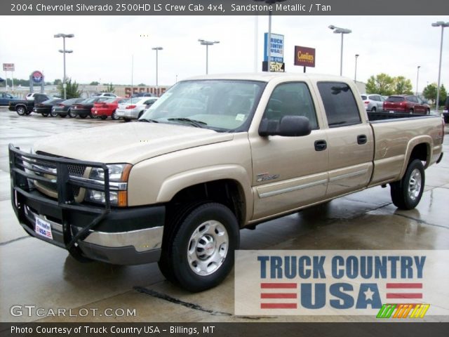 2004 Chevrolet Silverado 2500HD LS Crew Cab 4x4 in Sandstone Metallic