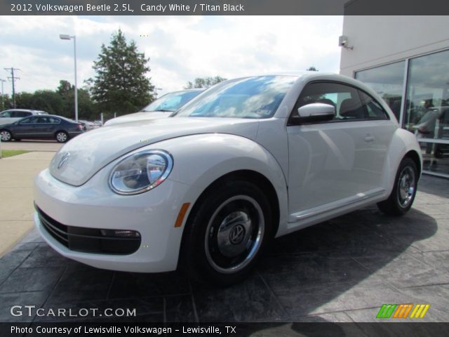 2012 Volkswagen Beetle 2.5L in Candy White