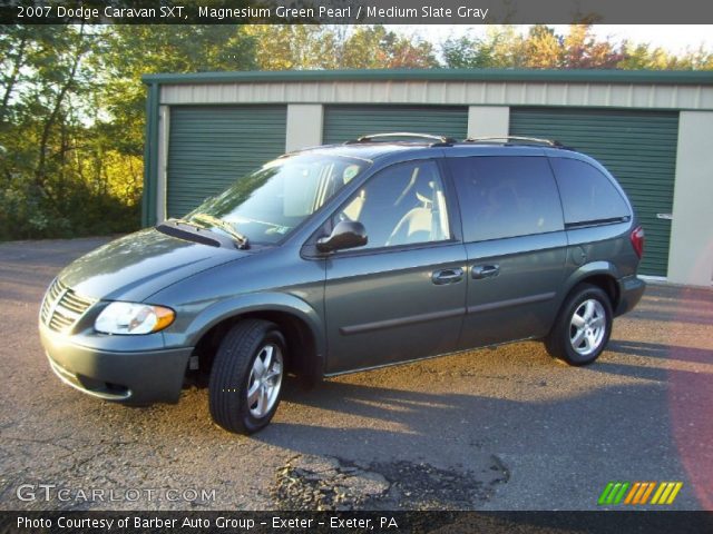 2007 Dodge Caravan SXT in Magnesium Green Pearl