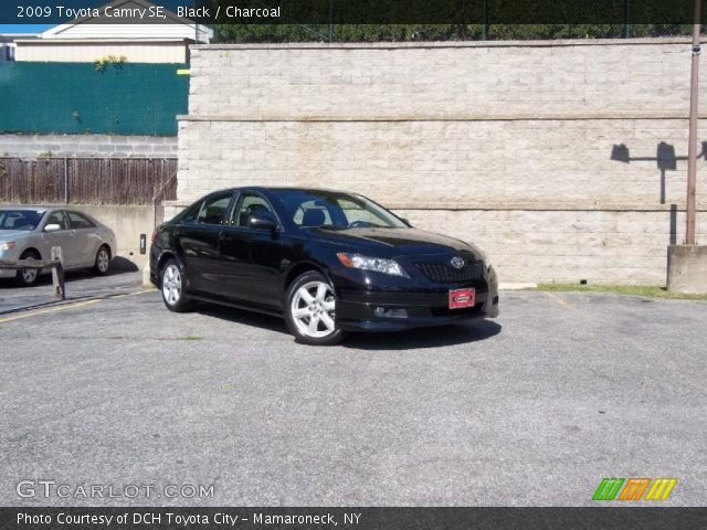 2009 Toyota Camry SE in Black