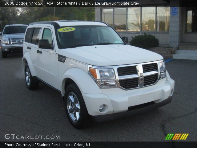 2008 Dodge Nitro SXT 4x4 in Stone White