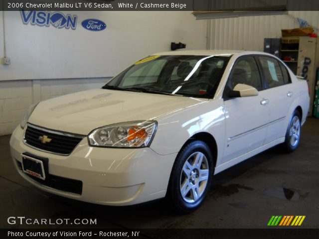 2006 Chevrolet Malibu LT V6 Sedan in White
