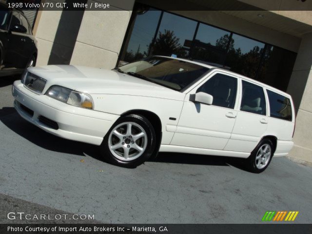 1998 Volvo V70 GLT in White