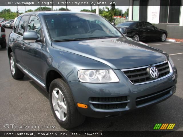 2007 Volkswagen Touareg V6 in Offroad Grey Metallic