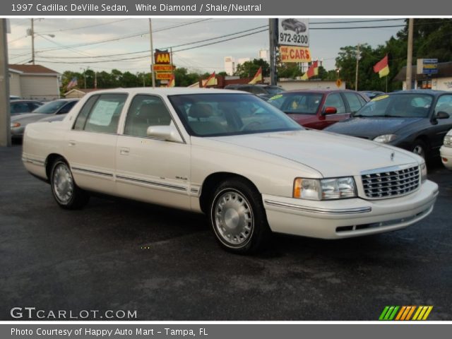 1997 Cadillac DeVille Sedan in White Diamond
