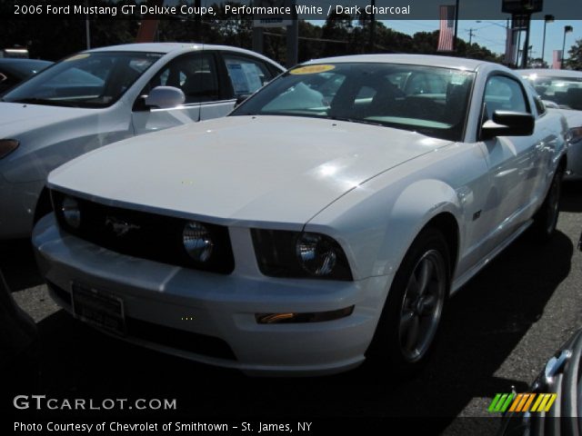 2006 Ford Mustang GT Deluxe Coupe in Performance White