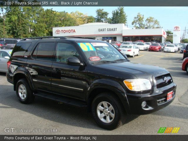 2007 Toyota Sequoia SR5 4WD in Black