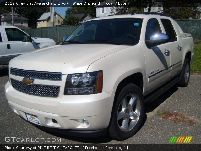 2012 Chevrolet Avalanche LTZ 4x4 in White Diamond Tricoat