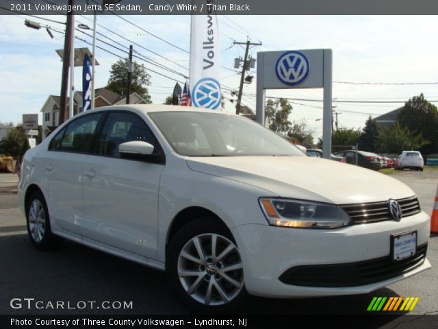 2011 Volkswagen Jetta SE Sedan in Candy White