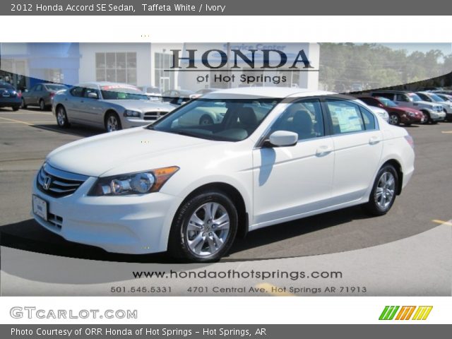 2012 Honda Accord SE Sedan in Taffeta White