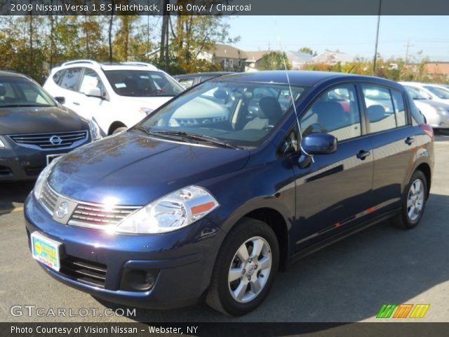 2009 Nissan Versa 1.8 S Hatchback in Blue Onyx
