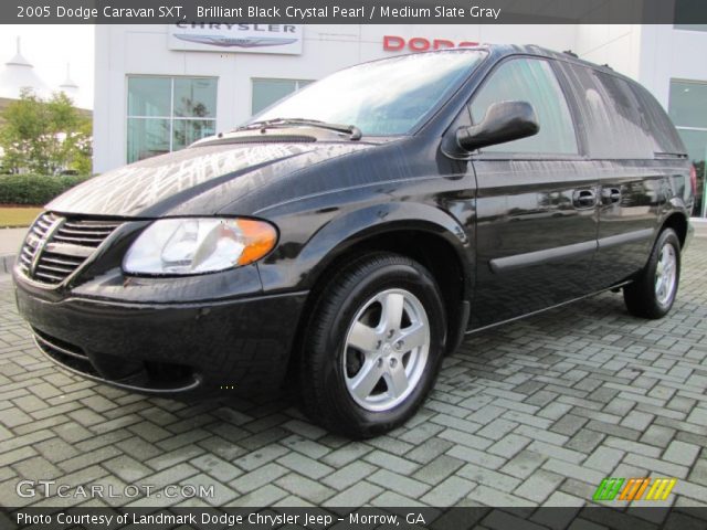 2005 Dodge Caravan SXT in Brilliant Black Crystal Pearl