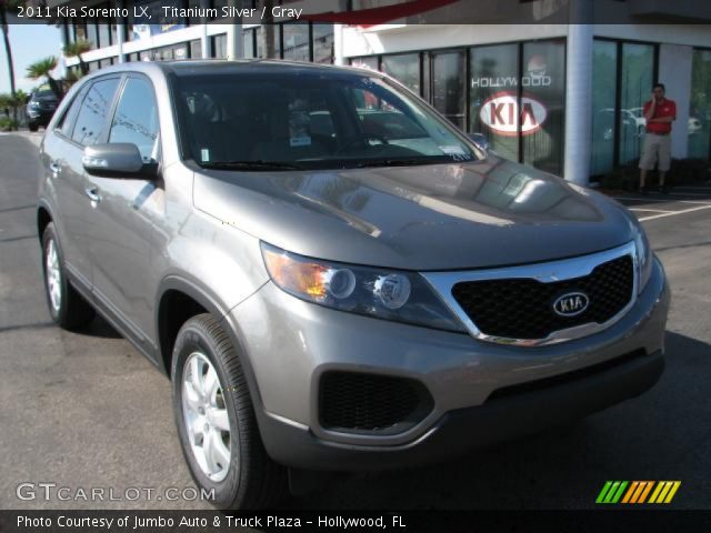2011 Kia Sorento LX in Titanium Silver