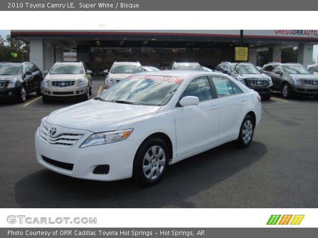 2010 Toyota Camry LE in Super White