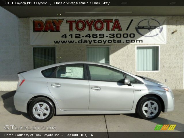 2011 Toyota Prius Hybrid II in Classic Silver Metallic