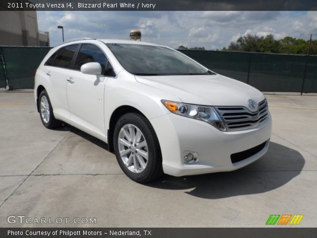 2011 Toyota Venza I4 in Blizzard Pearl White
