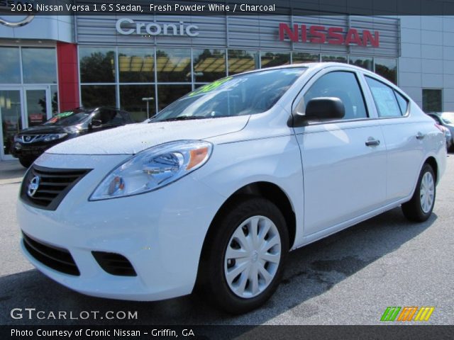 2012 Nissan versa fresh powder #2