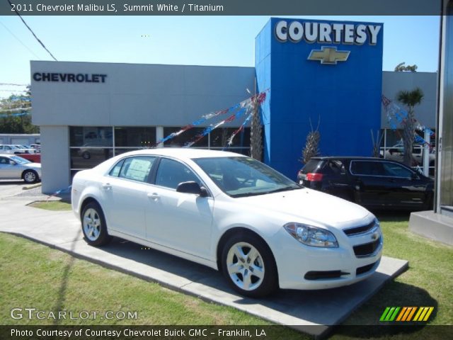 2011 Chevrolet Malibu LS in Summit White