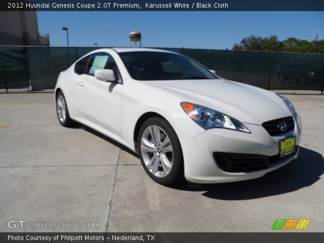 2012 Hyundai Genesis Coupe 2.0T Premium in Karussell White