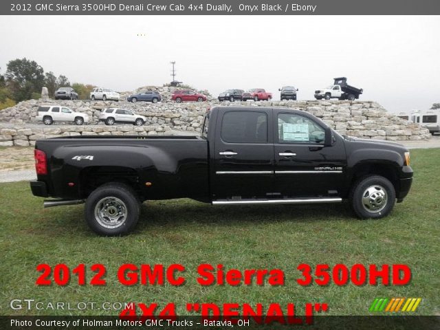 2012 GMC Sierra 3500HD Denali Crew Cab 4x4 Dually in Onyx Black