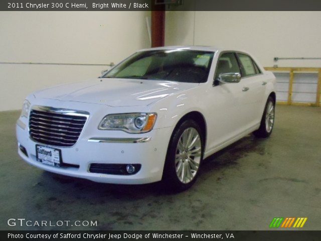 2011 Chrysler 300 C Hemi in Bright White