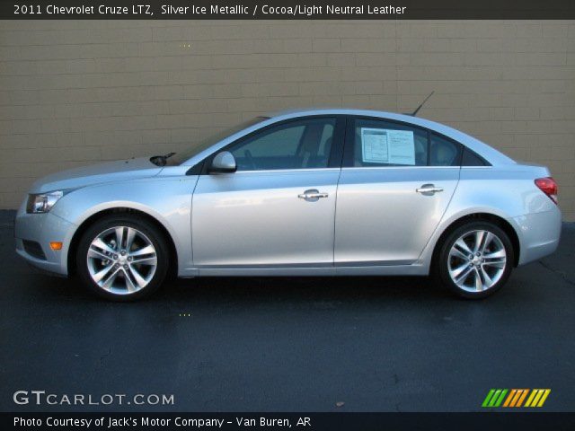 2011 Chevrolet Cruze LTZ in Silver Ice Metallic