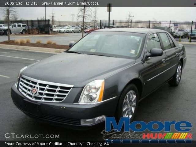 2009 Cadillac DTS  in Gray Flannel