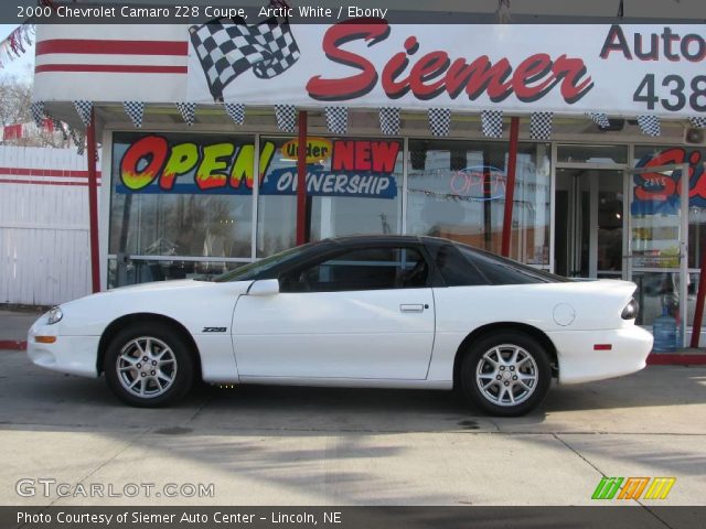 2000 Chevrolet Camaro Z28 Coupe in Arctic White