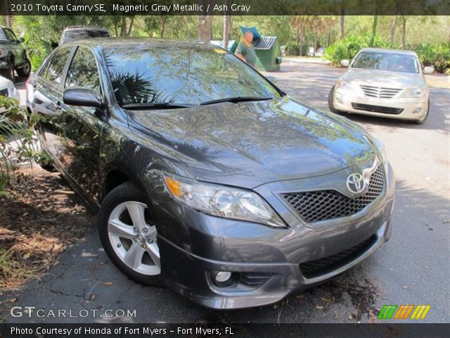2010 Toyota Camry SE in Magnetic Gray Metallic