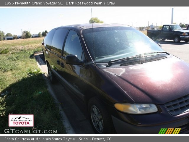 1996 Plymouth Grand Voyager SE in Dark Rosewood Pearl