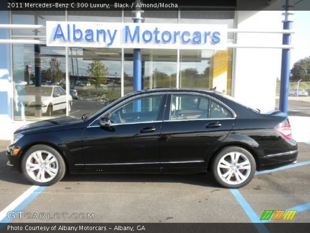 2011 Mercedes-Benz C 300 Luxury in Black