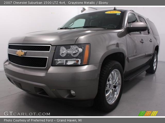 2007 Chevrolet Suburban 1500 LTZ 4x4 in Graystone Metallic