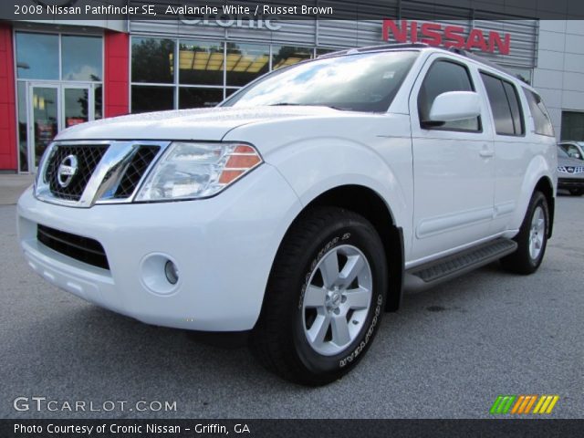 2008 Nissan Pathfinder SE in Avalanche White