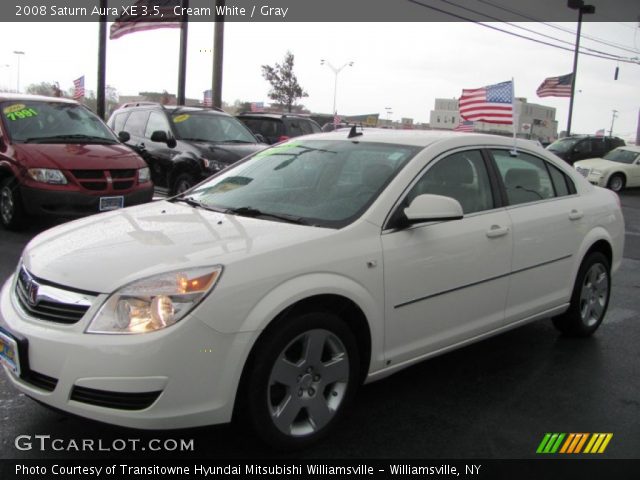 2008 Saturn Aura XE 3.5 in Cream White