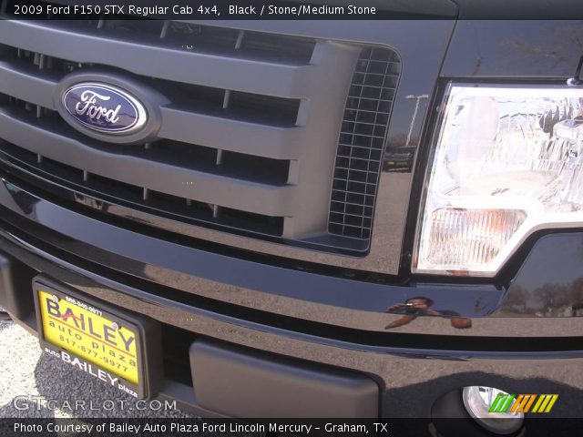 2009 Ford F150 STX Regular Cab 4x4 in Black