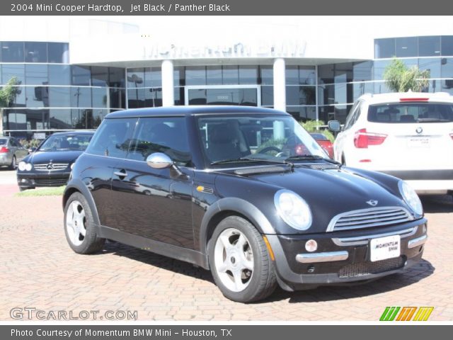 2004 Mini Cooper Hardtop in Jet Black