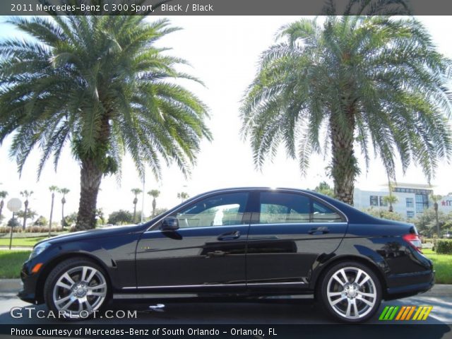 2011 Mercedes-Benz C 300 Sport in Black