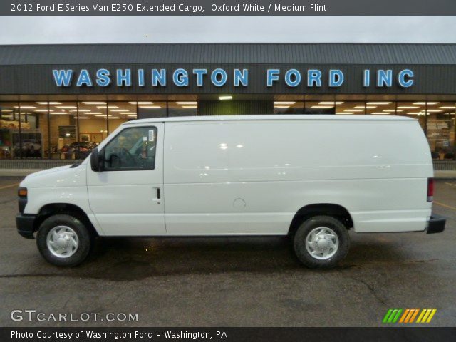 2012 Ford E Series Van E250 Extended Cargo in Oxford White