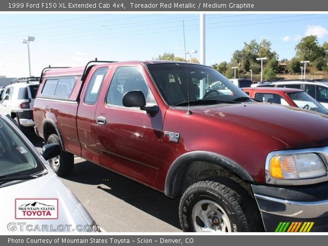 1999 Ford F150 XL Extended Cab 4x4 in Toreador Red Metallic