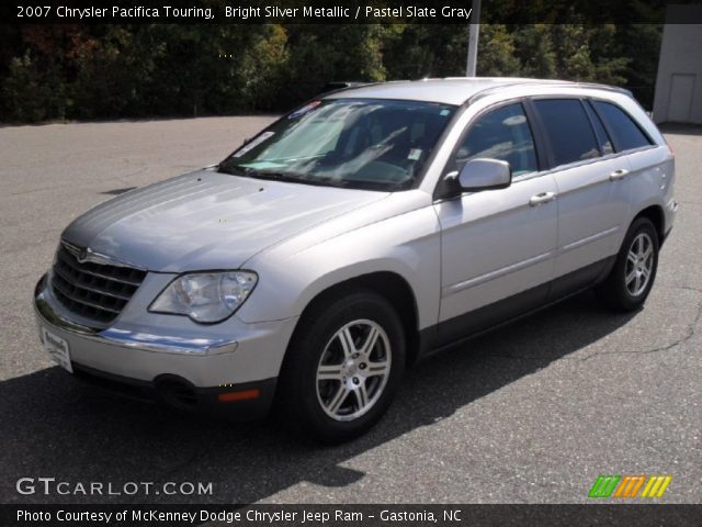 2007 Chrysler Pacifica Touring in Bright Silver Metallic