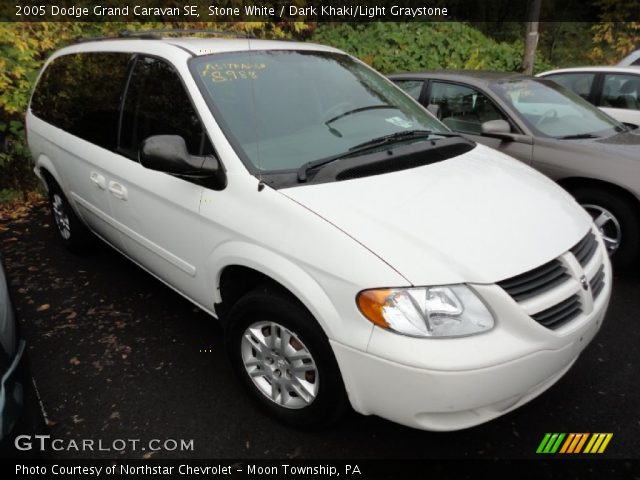 2005 Dodge Grand Caravan SE in Stone White