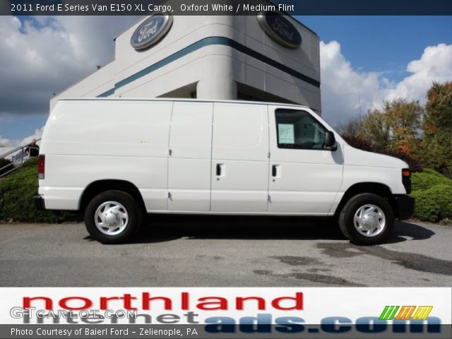 2011 Ford E Series Van E150 XL Cargo in Oxford White