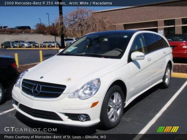 2009 Mercedes-Benz R 350 4Matic in Arctic White