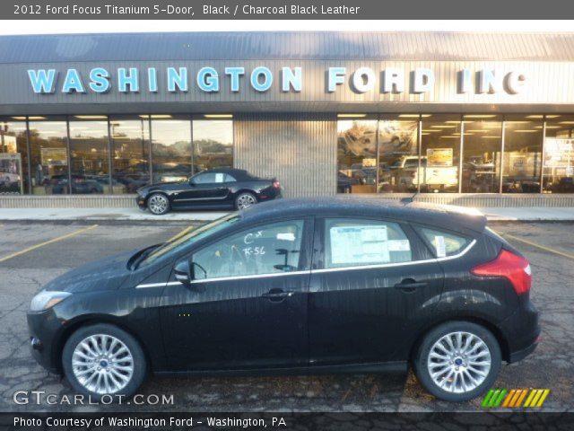 2012 Ford Focus Titanium 5-Door in Black
