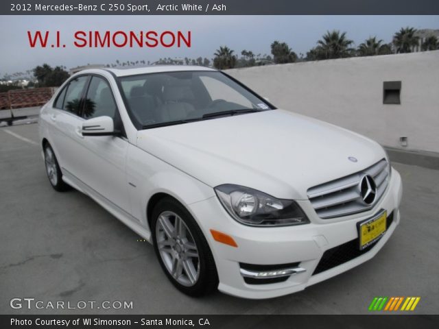 2012 Mercedes-Benz C 250 Sport in Arctic White
