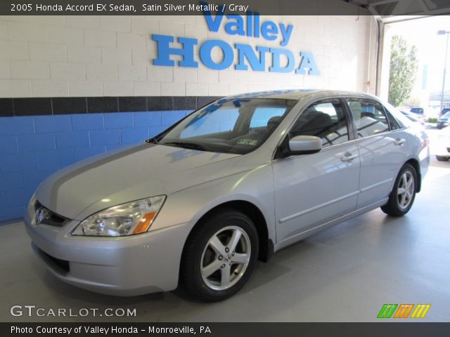 2005 Honda Accord EX Sedan in Satin Silver Metallic