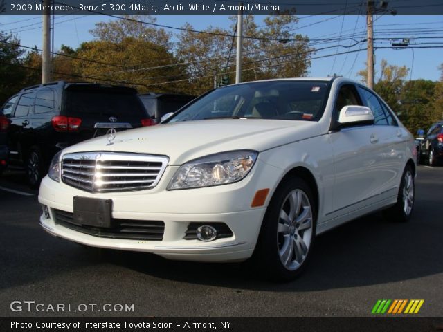 2009 Mercedes-Benz C 300 4Matic in Arctic White